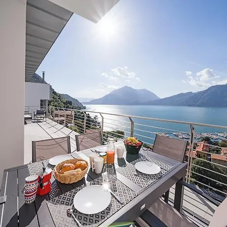 Lake Como بيلانو